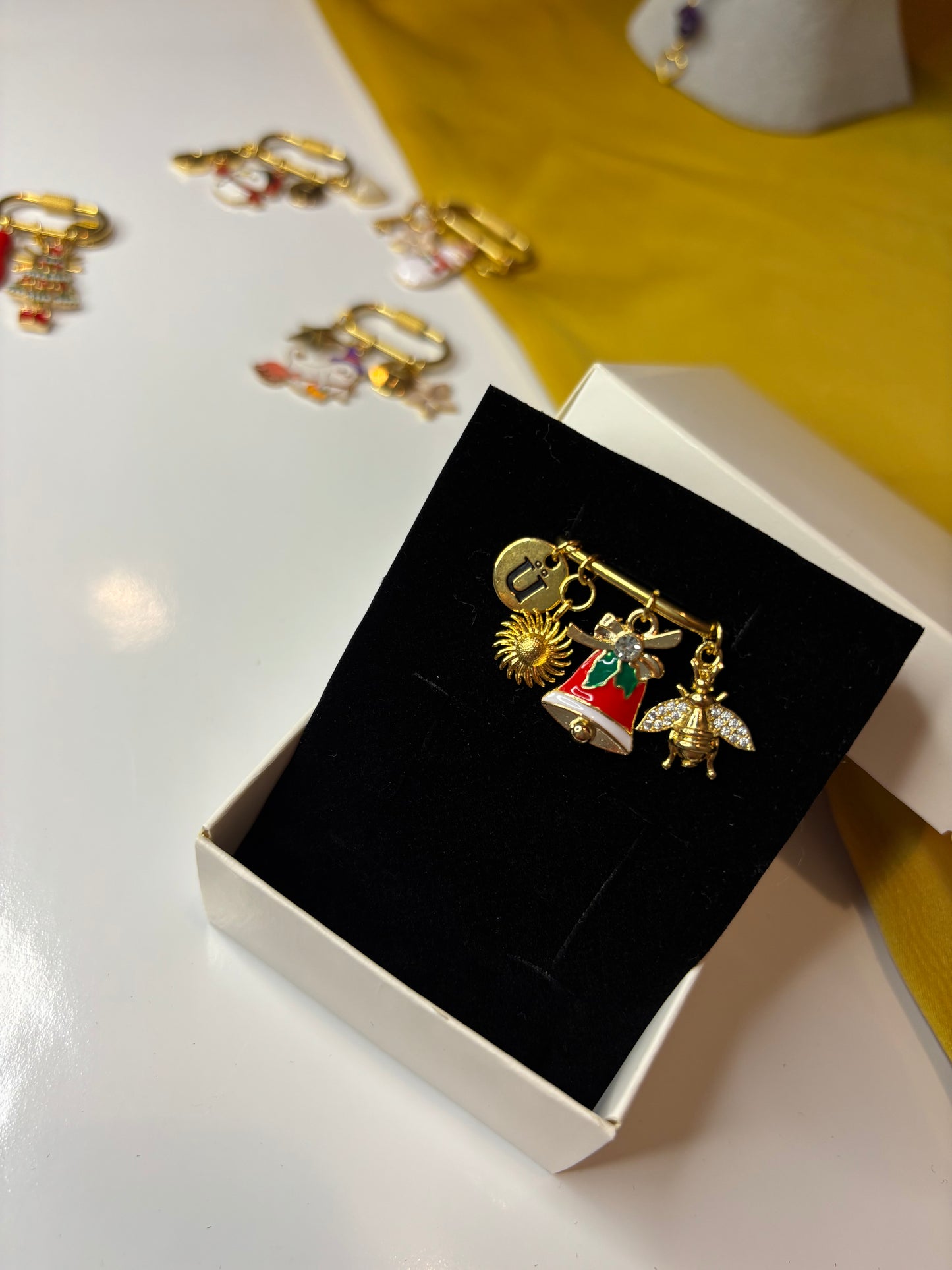 Yılbaşı Çan Ataç Charm